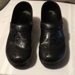 Dansko tooled shoes